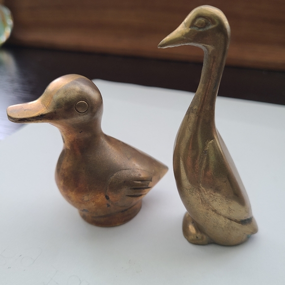 Pair of Vintage Brass Ducks - Picture 11 of 12
